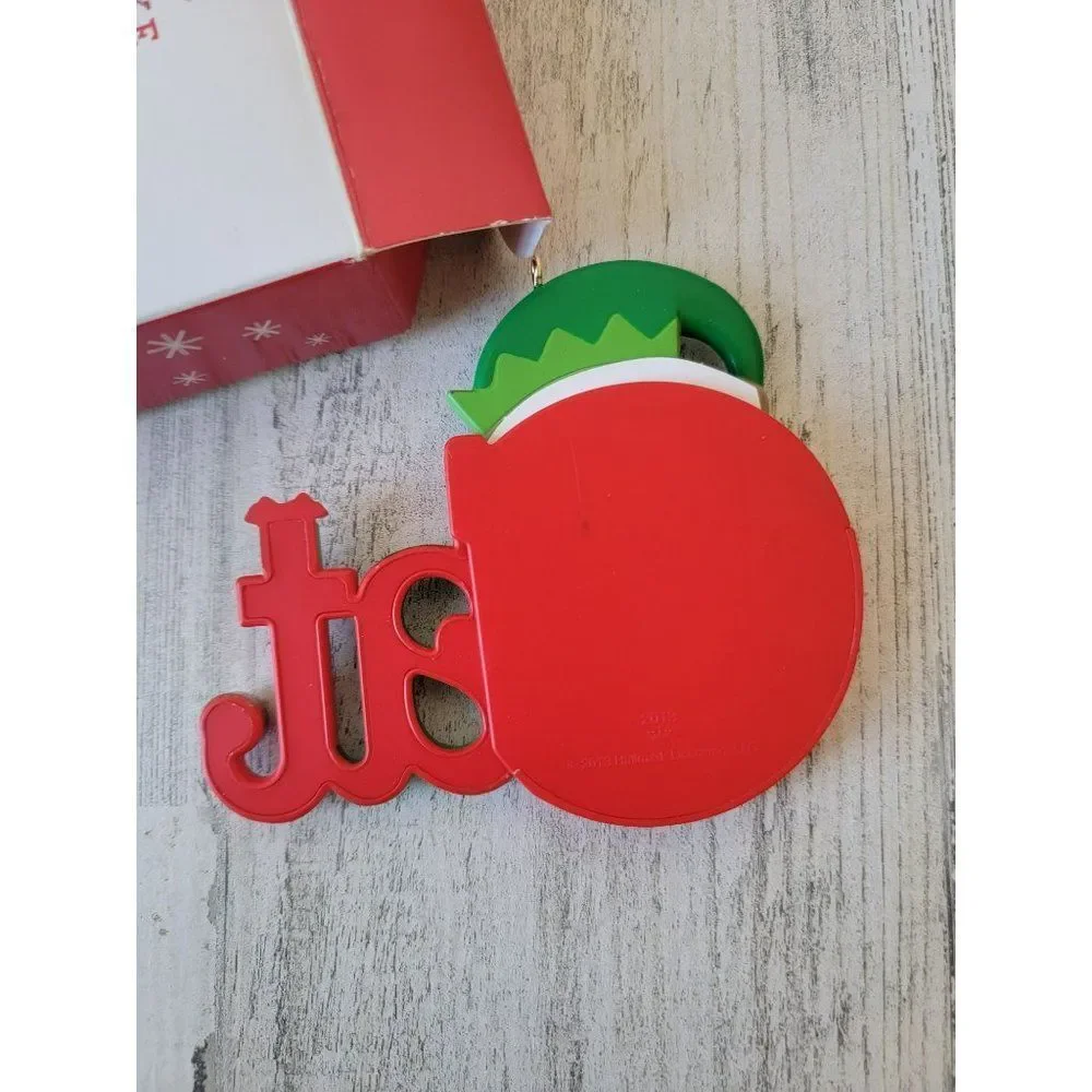 Hallmark cute kitty 2013 ornament Xmas decor elf‎